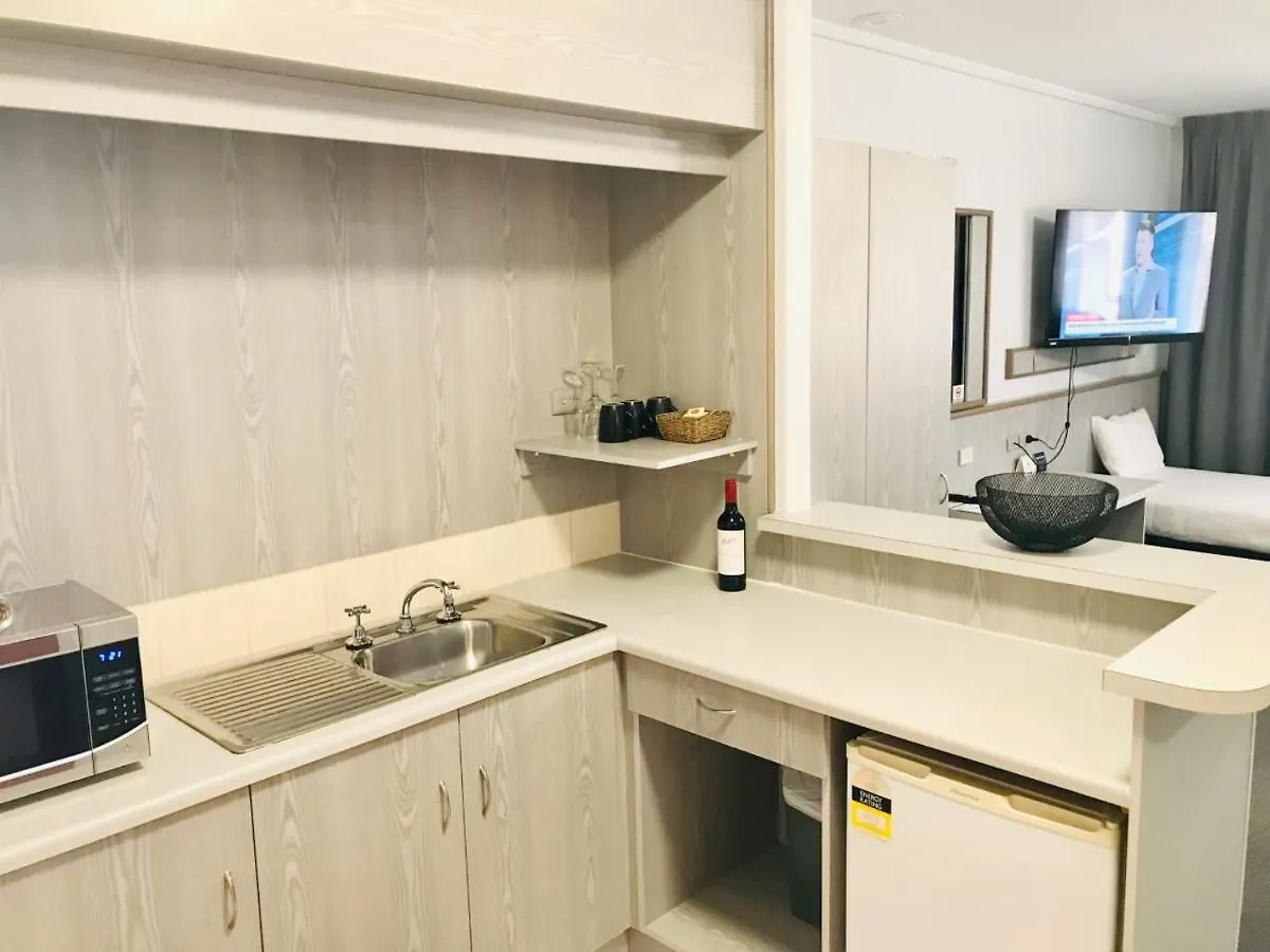 *** Motel Comfort Inn Glenelg Adelaide Australia