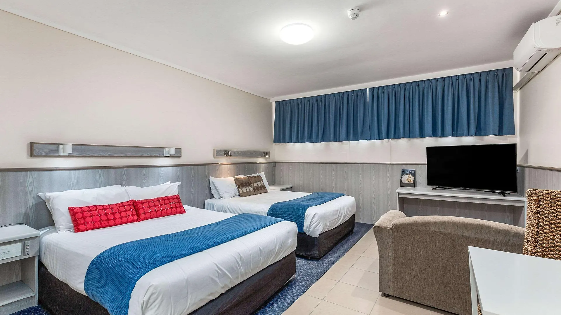 Comfort Inn Glenelg Adelaide 3*,  Australia