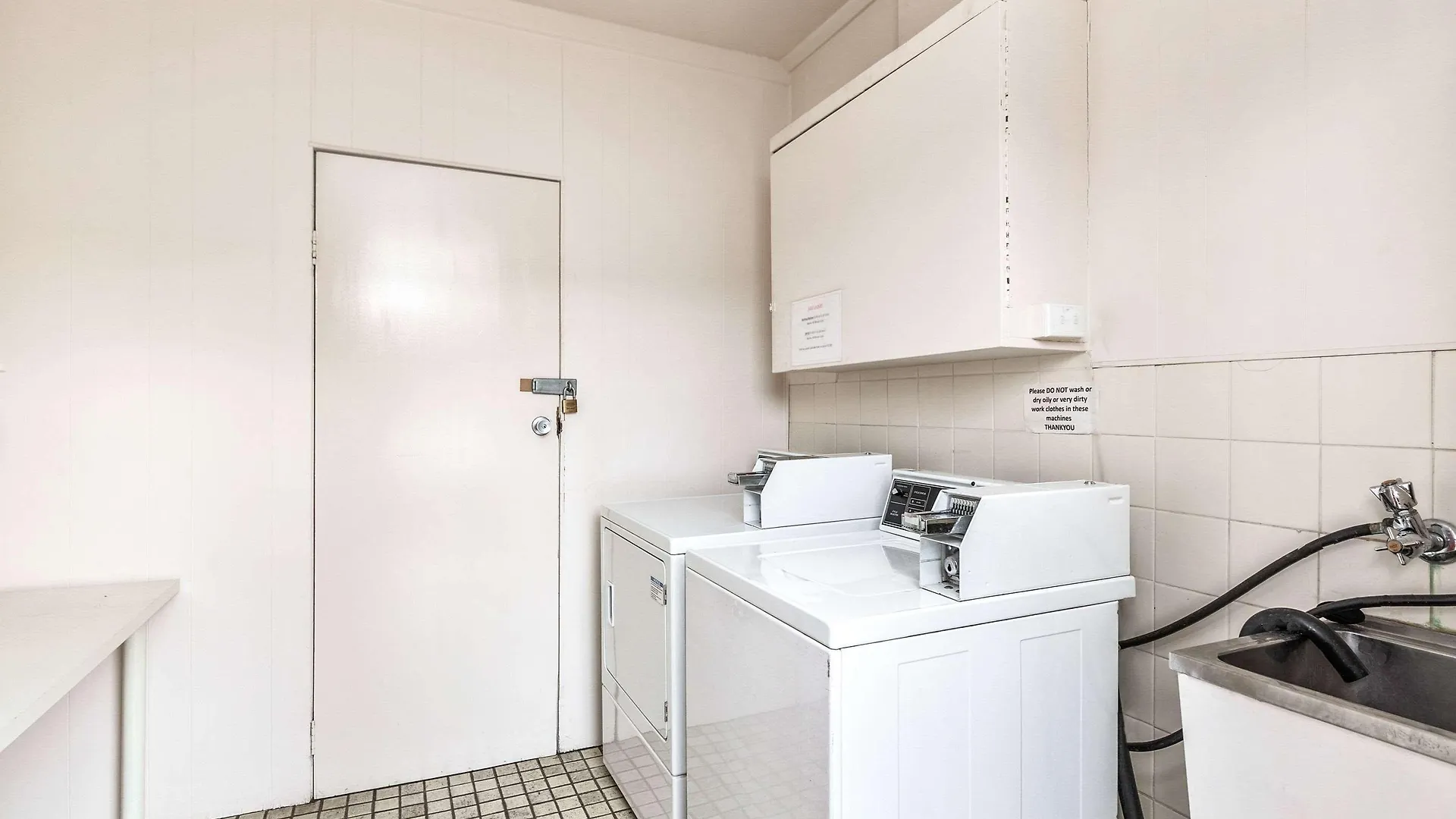*** Motel Comfort Inn Glenelg Adelaide Australia