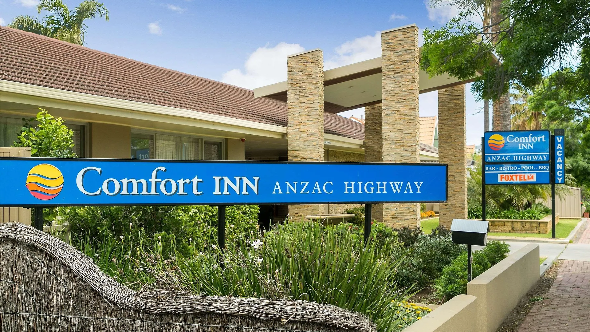Comfort Inn Glenelg Adelaide Motel
